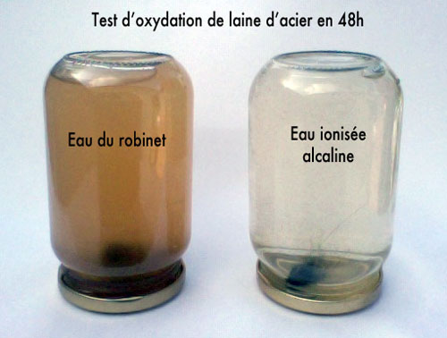 AURA CAMEROUN - L'eau alcaline hydrate mieux?